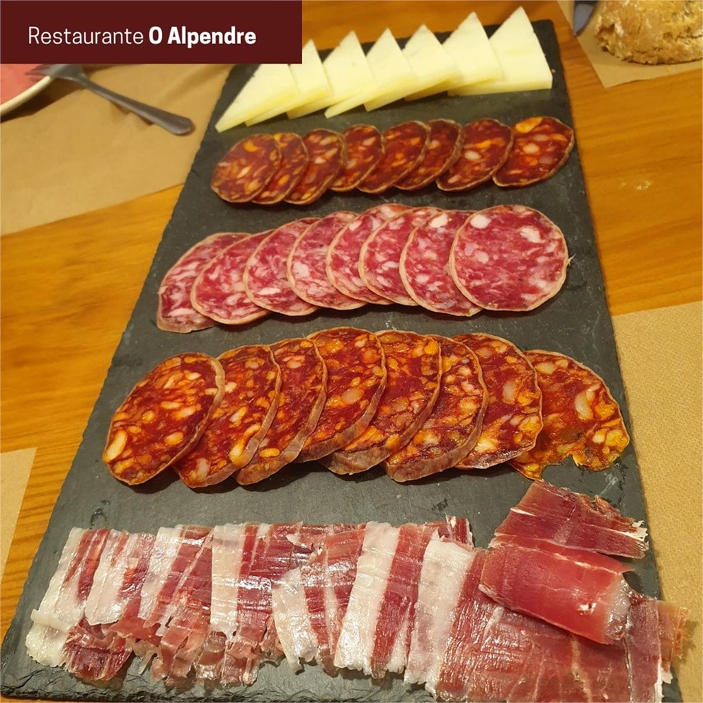 Noche de tapas: reserva y disfruta de la mejor variedad en nuestro restaurante