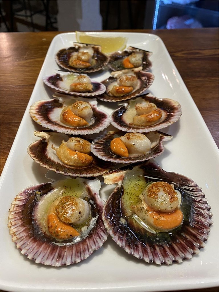 Vieira del Pacifico a la plancha - Imagen 1